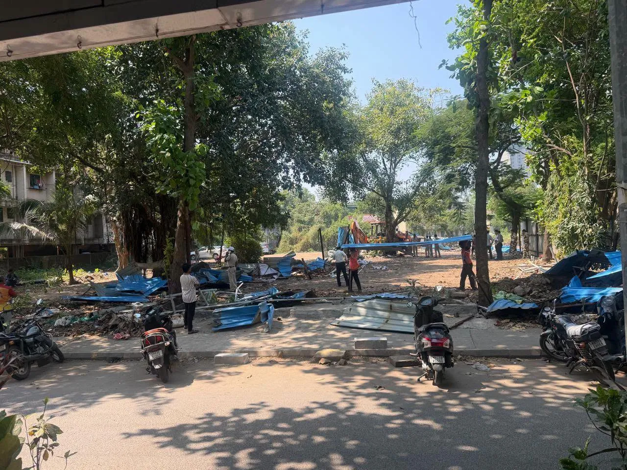 Aajchi Navi Mumbai | भुखंडाची मालकी नसतानाही सदनिकांची विक्रि
