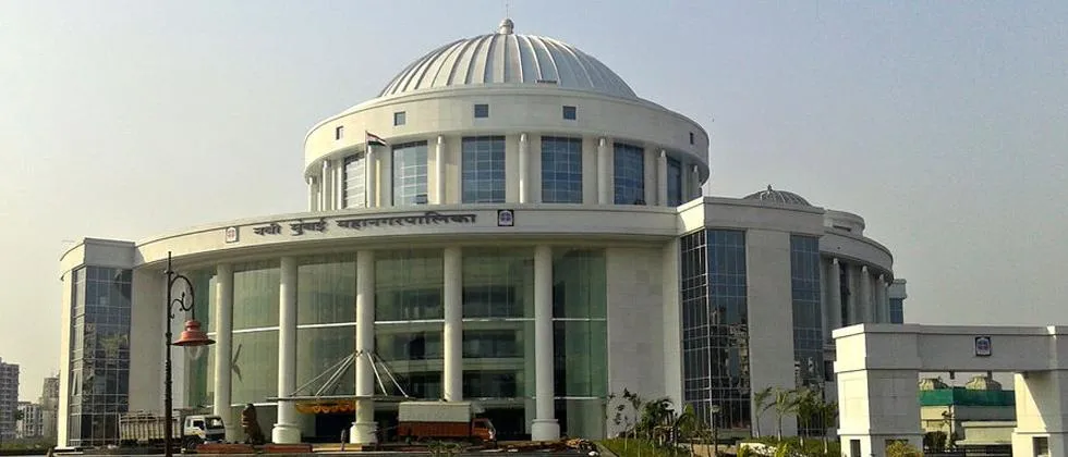 Aajchi Navi Mumbai | गैरहजर कर्मचाऱ्यांना केले वेतन अदा