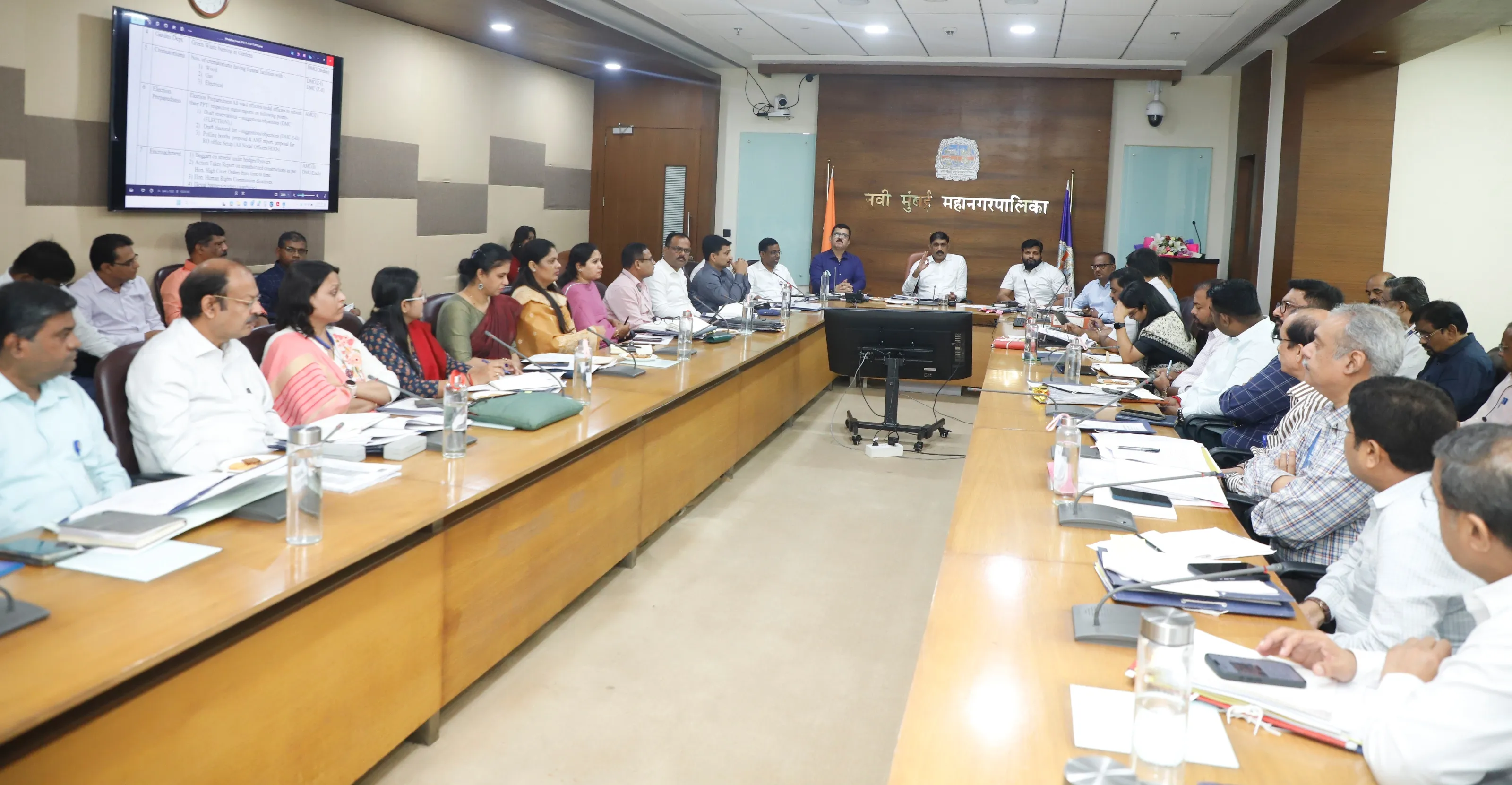 Aajchi Navi Mumbai | वायू प्रदूषण रोखण्यासाठी पालिका प्रयत्नशील