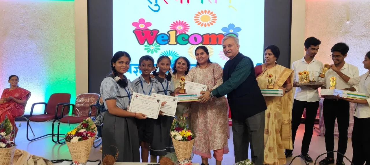 Aajchi Navi Mumbai | विज्ञानविषयक प्रश्नमंजुषा स्पर्धेत विद्यार्थ्यांचा...