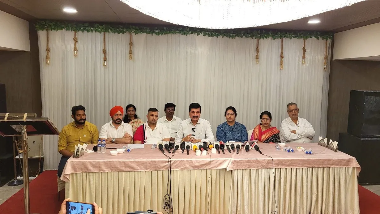 Aajchi Navi Mumbai | घर वाचविण्यासाठी 31 जुलैला मोर्चा