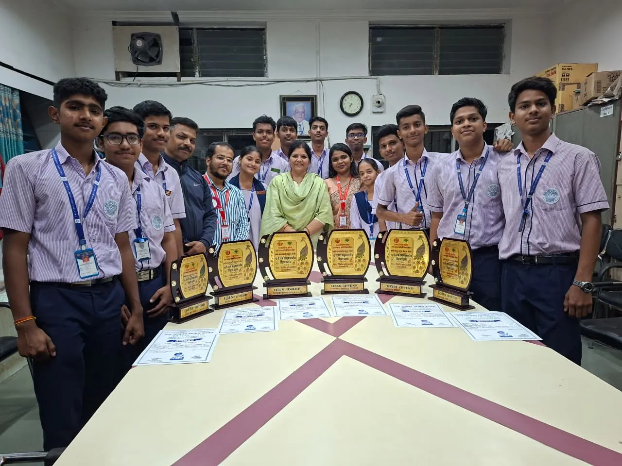 Aajchi Navi Mumbai | तालुका विज्ञान प्रदर्शनमध्ये यु.ई.एस.स्कूलेचे घवघवीत यश