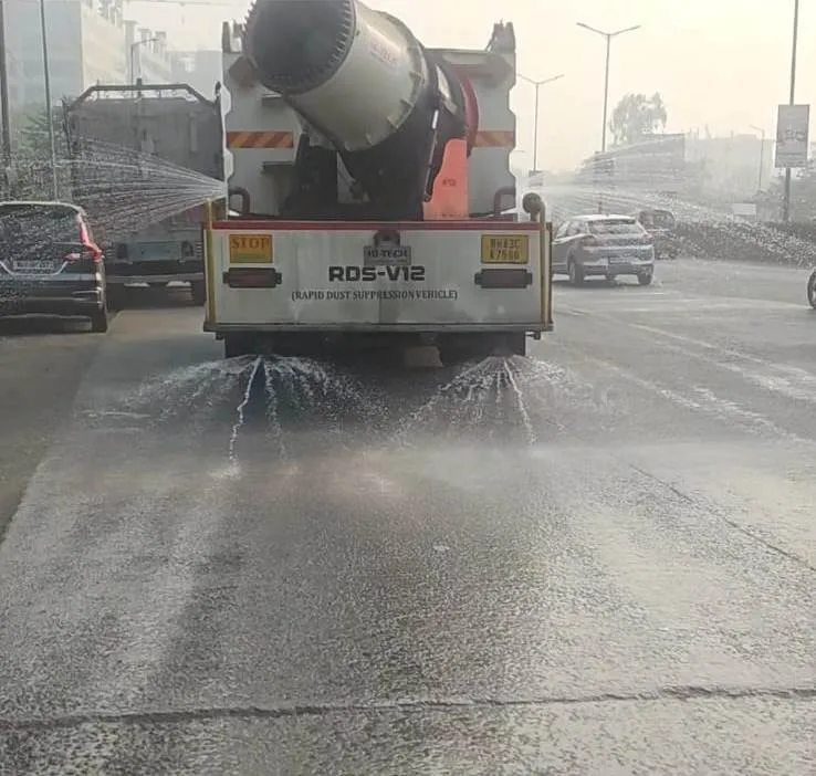 Aajchi Navi Mumbai | मुख्य रस्ते व एमआयडीसी क्षेत्रातील रस्त्यांवर...