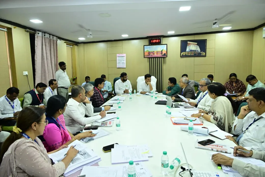 Aajchi Navi Mumbai | राज्यातील आरोग्य संस्थांच्या बळकटीकरणासाठी बृहत...