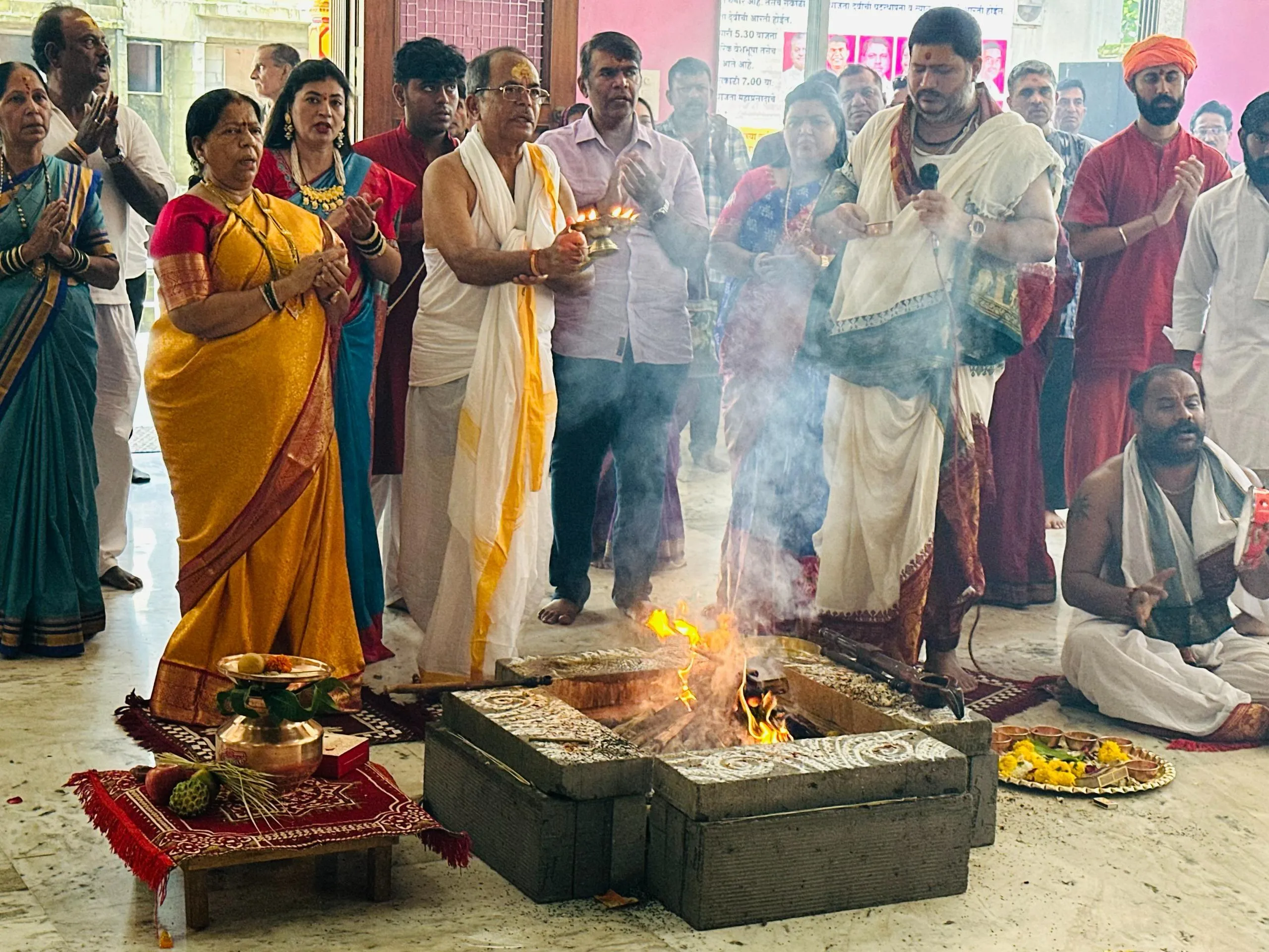 Aajchi Navi Mumbai | पूरग्रस्तांच्या दुःख मुक्तीसाठी गोवर्धनी मातेचरणी...