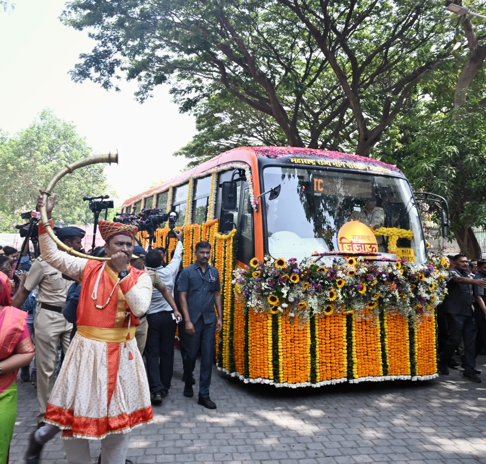 Aajchi Navi Mumbai | ‌‘राजमाता जिजाऊ‌’ बस सेवेचे लोकार्पण