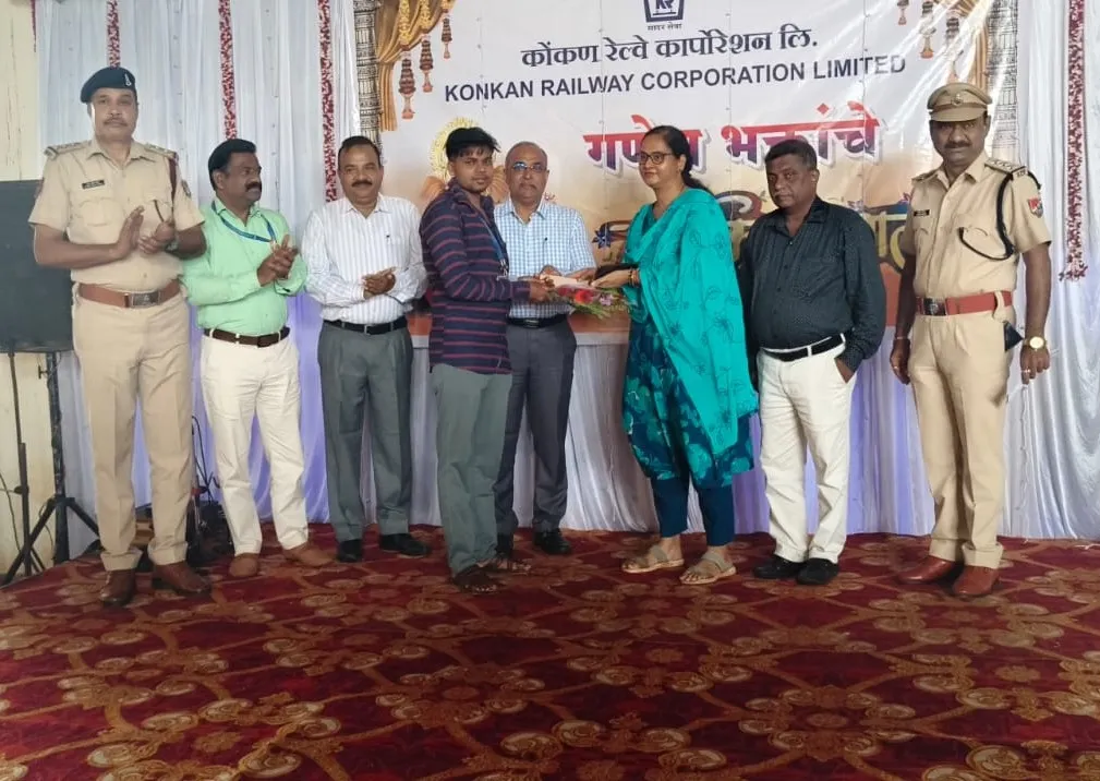 Aajchi Navi Mumbai | कोकण रेल्वेचे ‌‘ऑन-द-स्पॉट‌’ सेफ्टी पुरस्कार